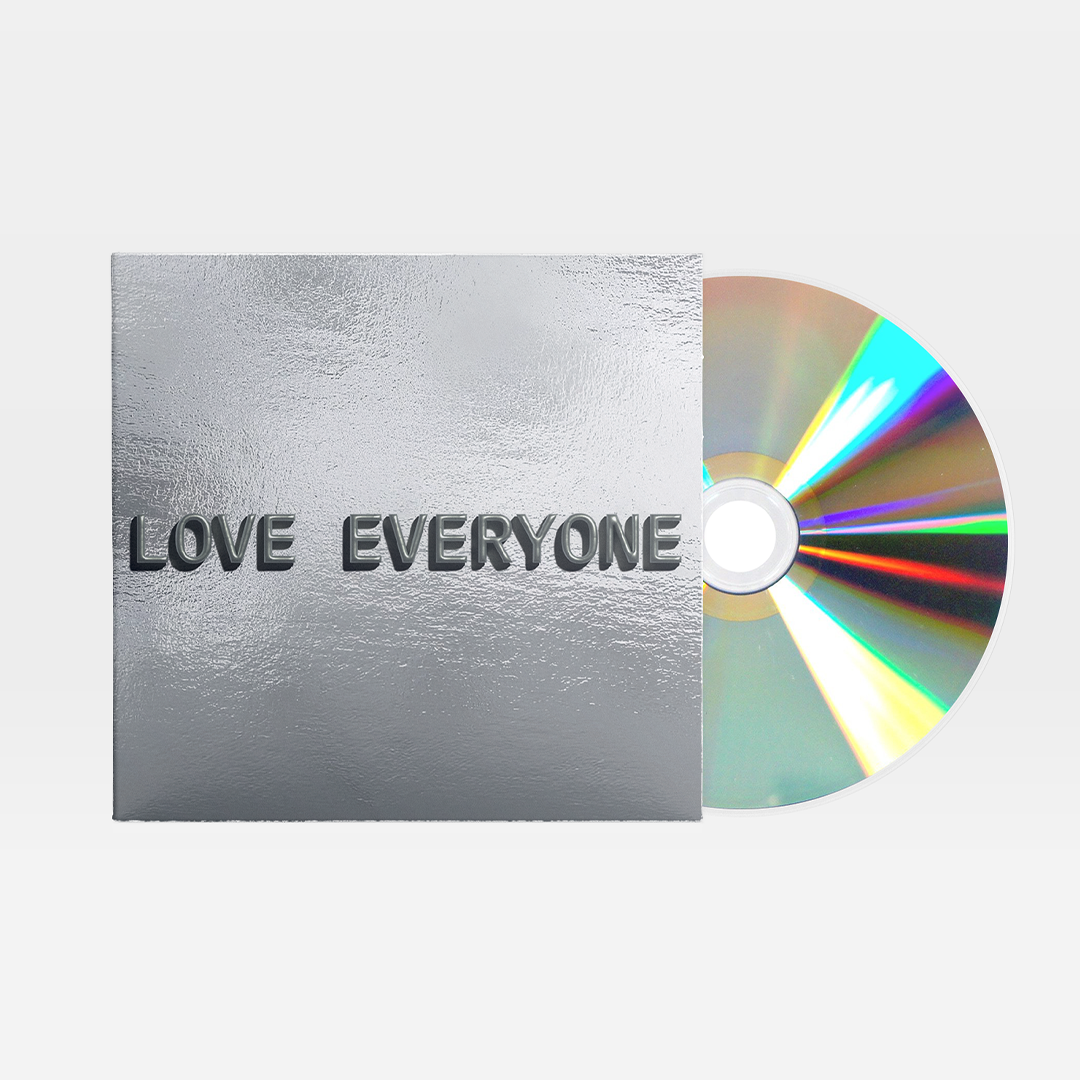 LOVE EVERYONE